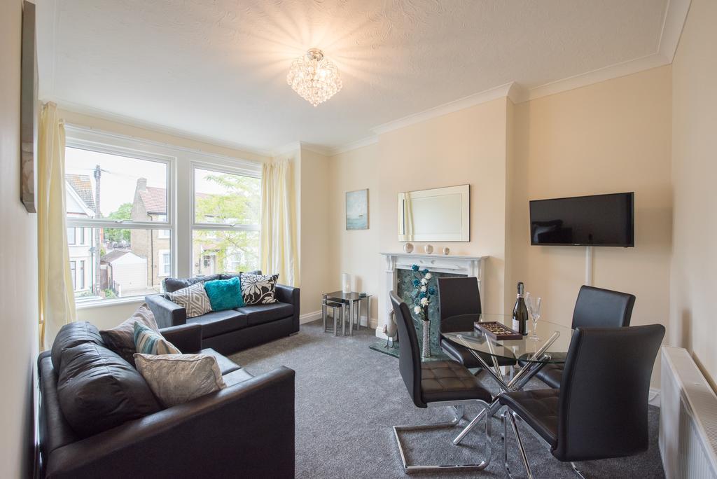 Seventy Eight Appartement Southend-on-Sea Buitenkant foto
