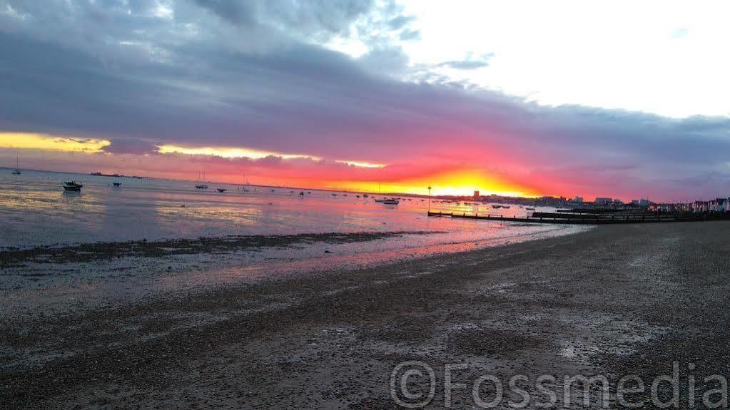 Seventy Eight Appartement Southend-on-Sea Buitenkant foto